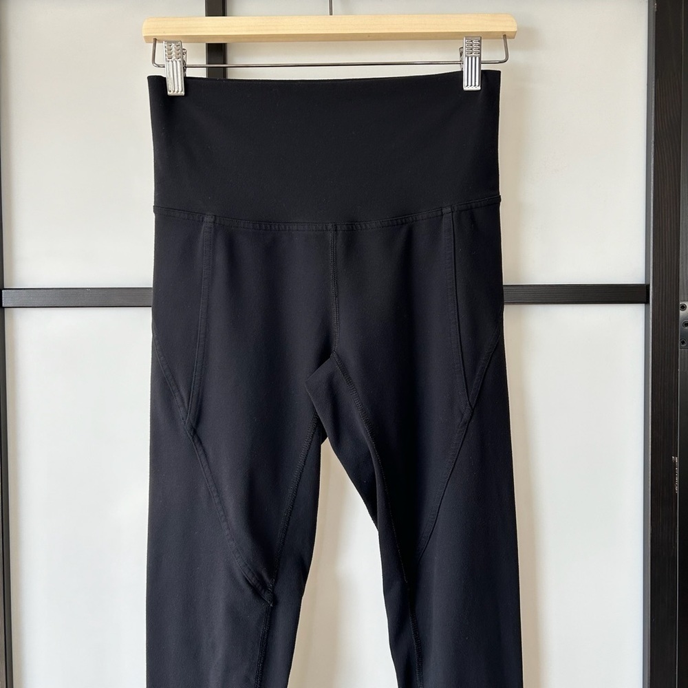 [M] Aritzia Babaton Black High Rise Contour Line Nylon & Spandex Leggings